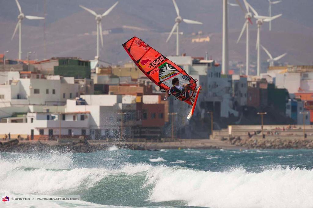 Philip Köster double forward - 2014 PWA Pozo World Cup / Gran Canaria Wind and Waves Festival ©  Carter/pwaworldtour.com http://www.pwaworldtour.com/